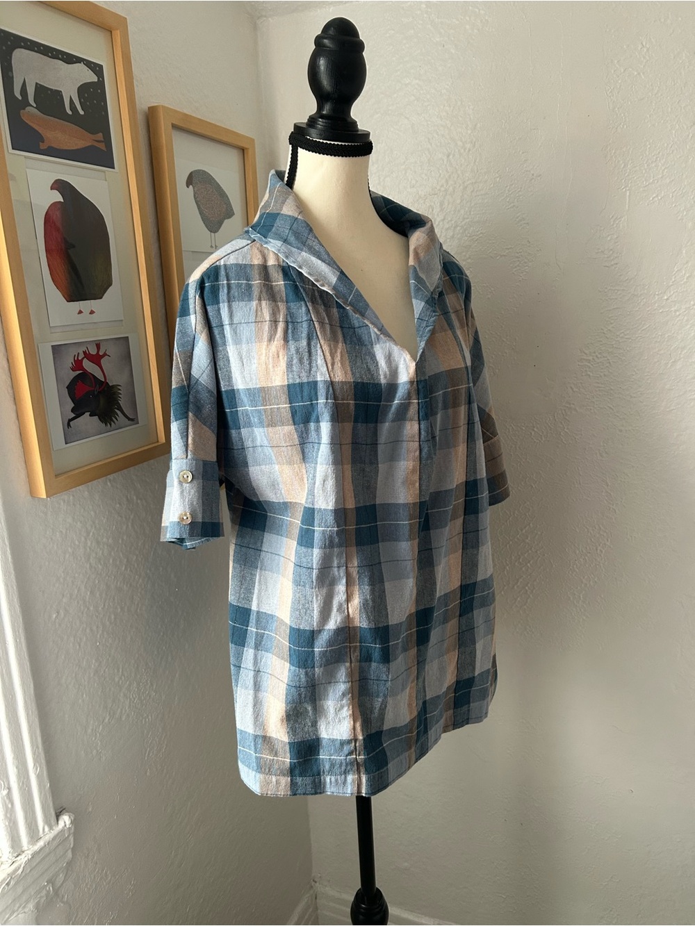 Lintico Women’s Blue and Cream Plaid Short-Sleeve Shirt